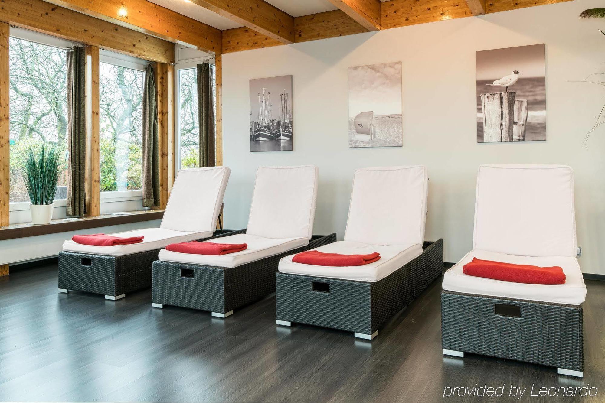 Upstalsboom Parkhotel Emden Bagian luar foto