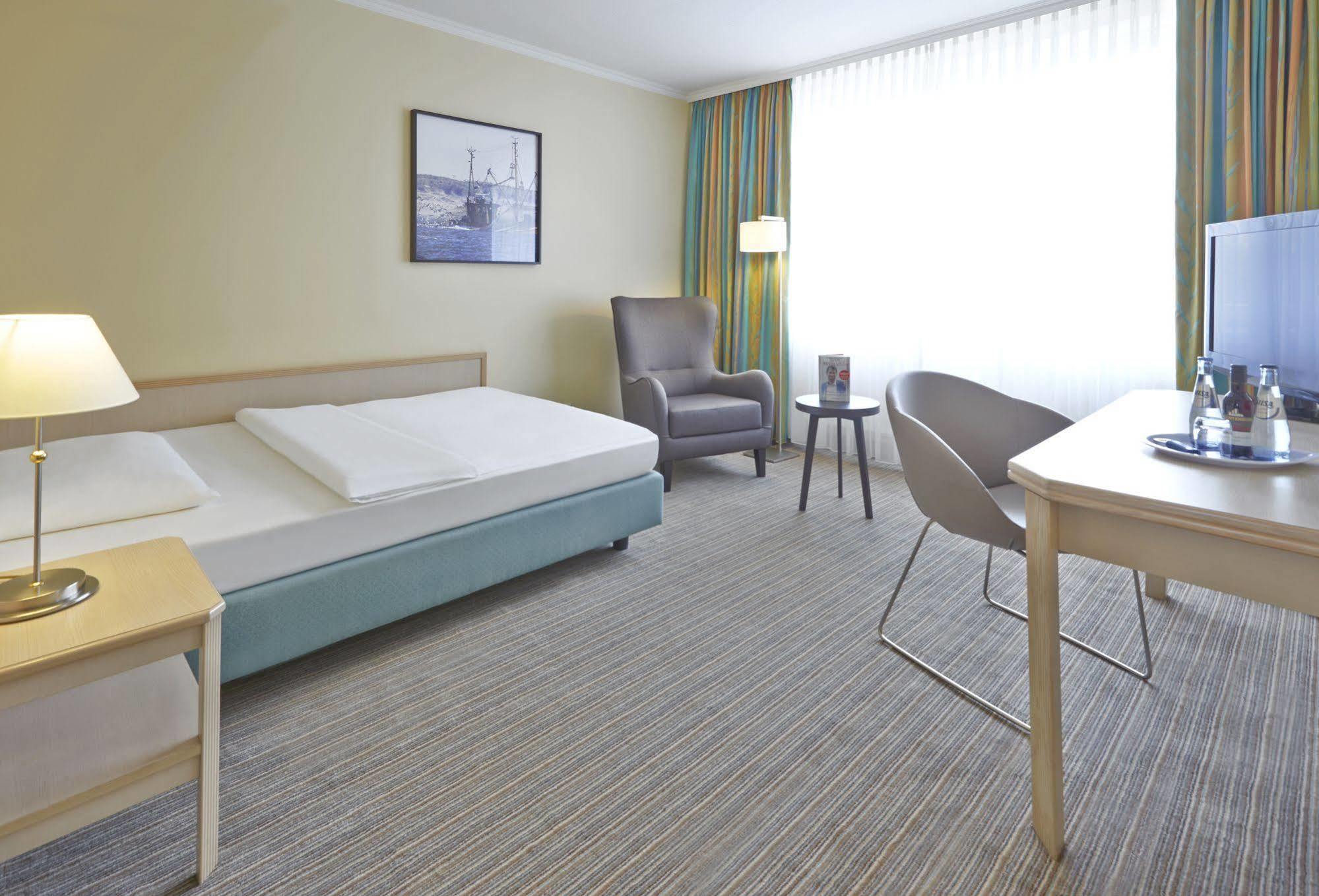 Upstalsboom Parkhotel Emden Bagian luar foto