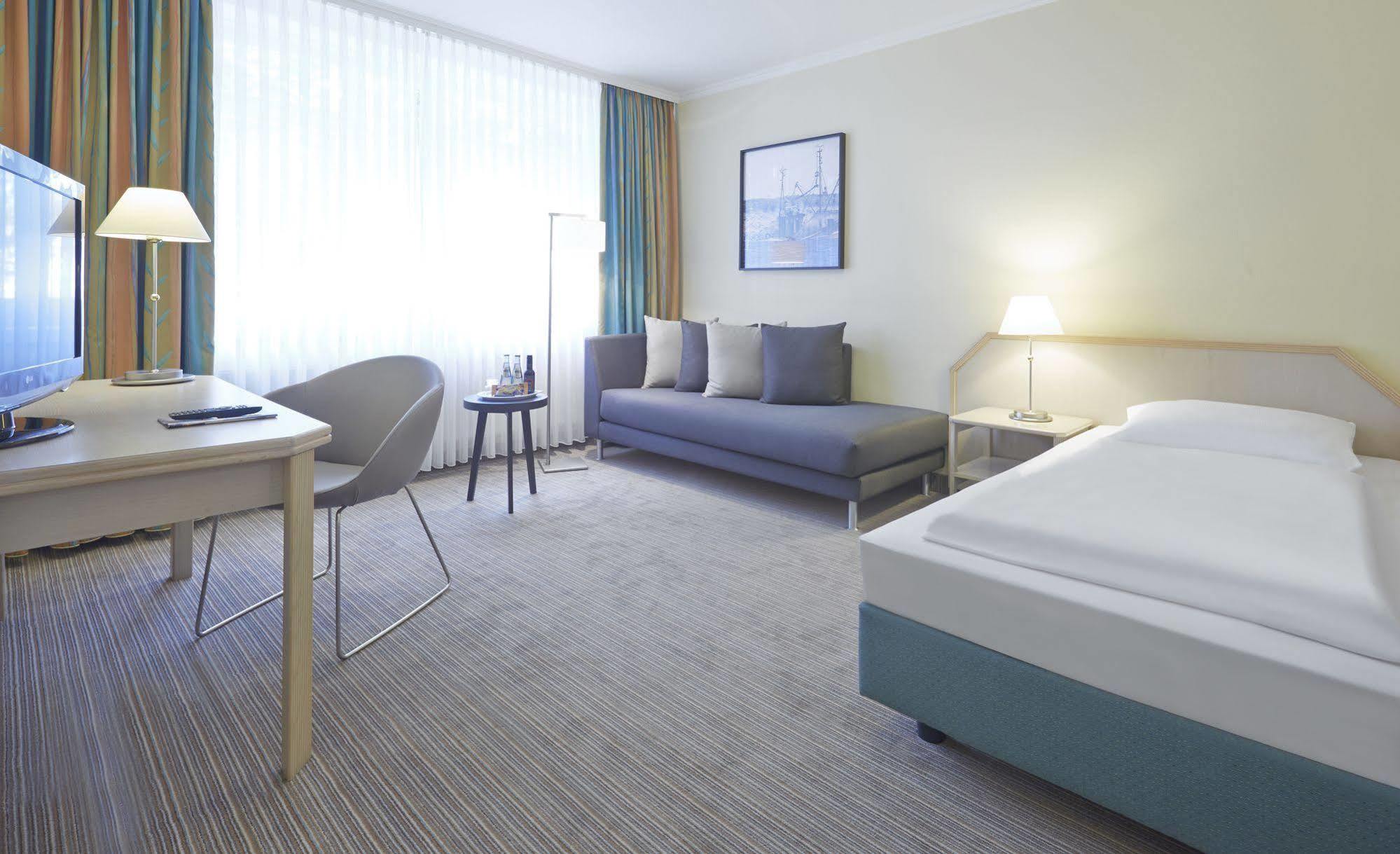 Upstalsboom Parkhotel Emden Bagian luar foto
